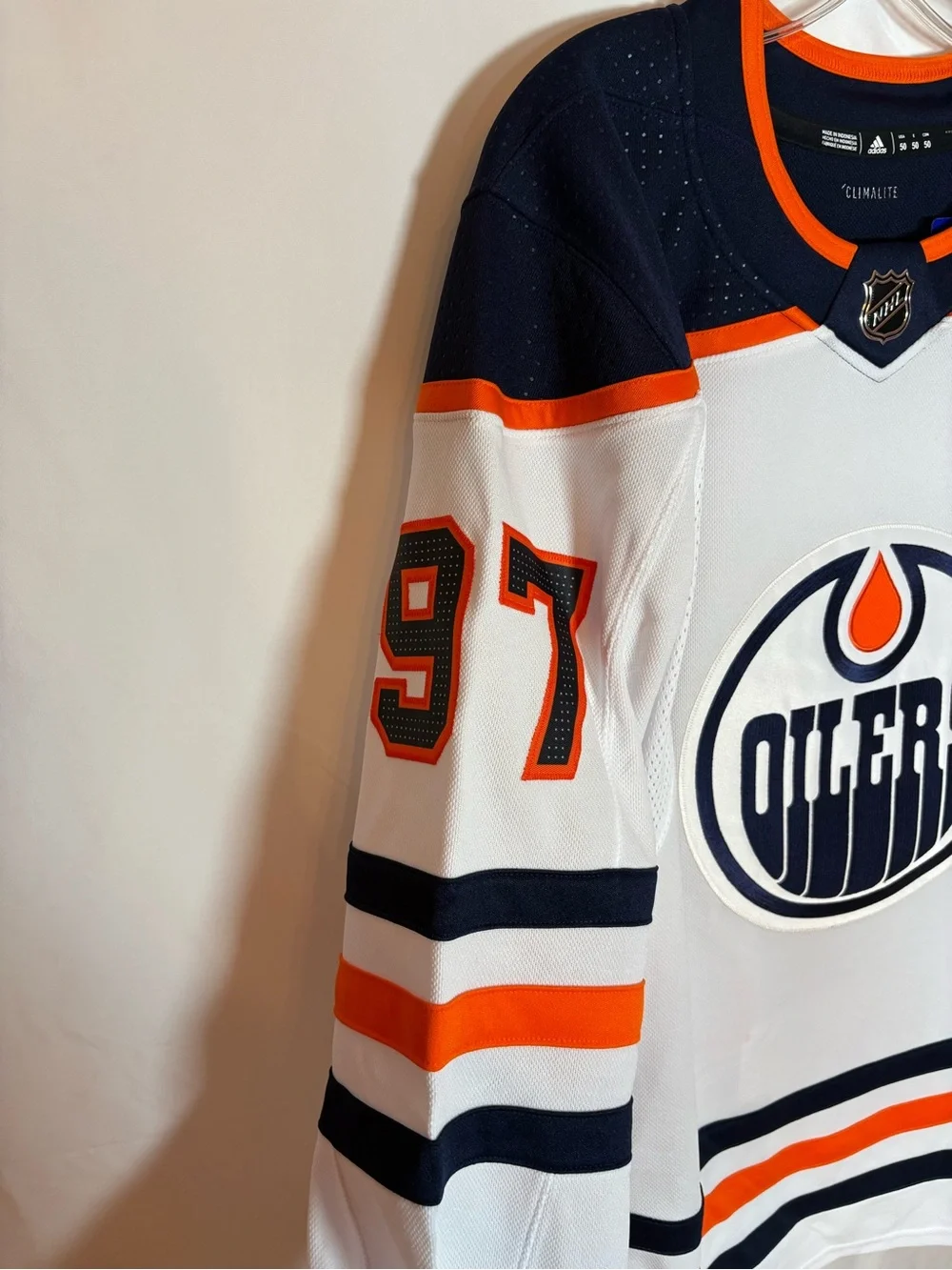 Adidas Edmonton Oilers #97 McDavid White Away Hockey Jersey Size 50